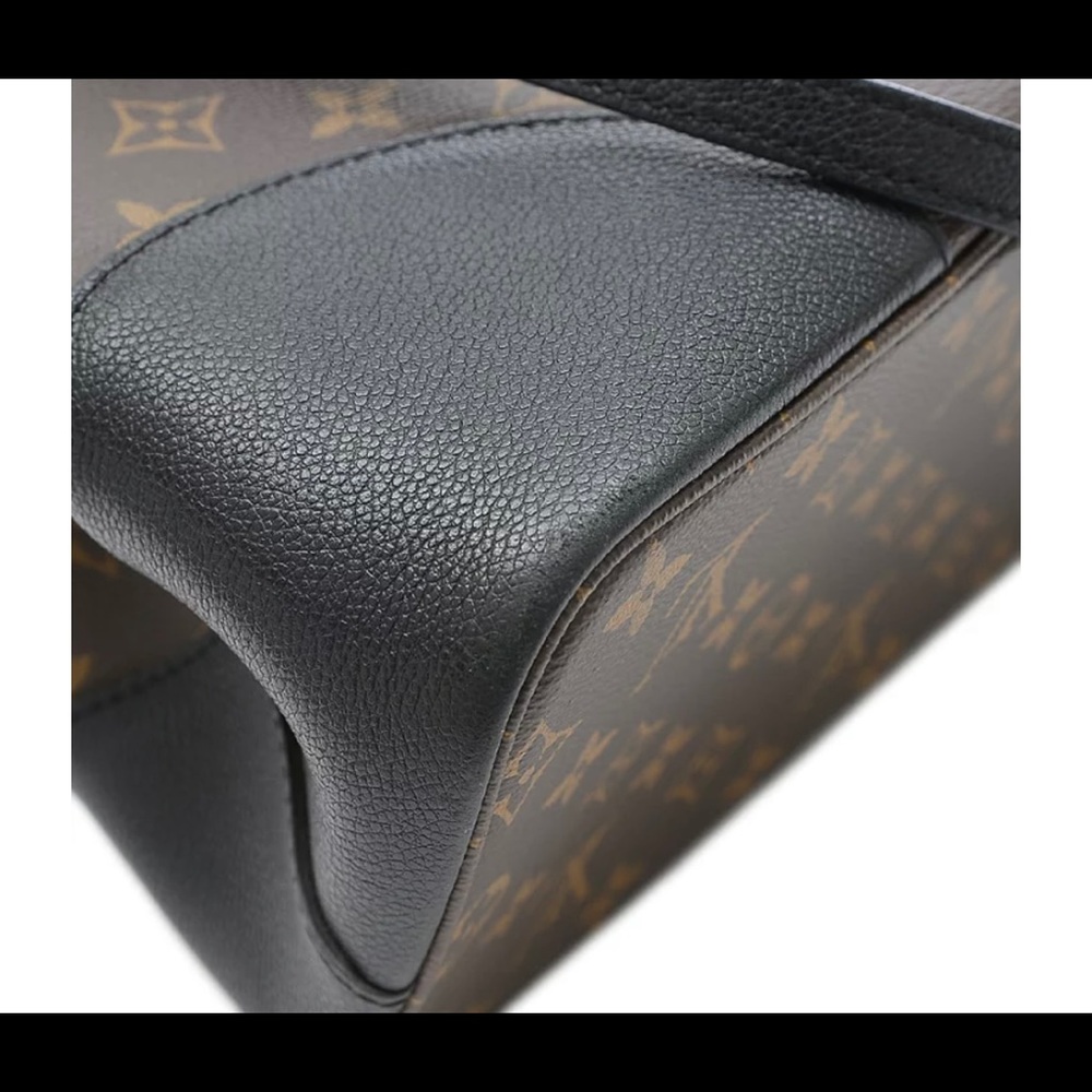 Authentic Louis Vuitton flandrin monogram discontinued 2 way - Picture 3 of 11